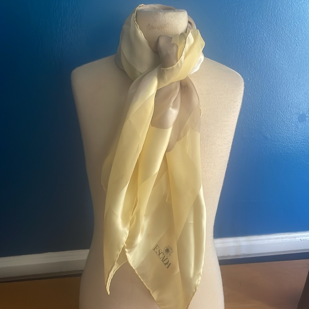 Escada Silk Scarf-vintage